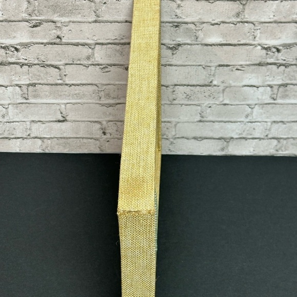 Jewelry Display Tray Organizer 20 Hooks for Necklaces Earrings Tan - Picture 4 of 15